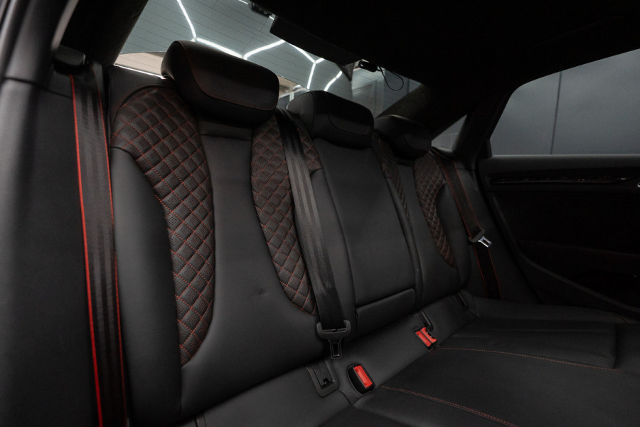 Audi A3 Limousine 2.5 TFSI RS 3 quattro Widebody / TTE700 / Full PPF / B&O / Pano / IPE Titanium uitlaat / VC / Custom RS3 VOL Stage 3