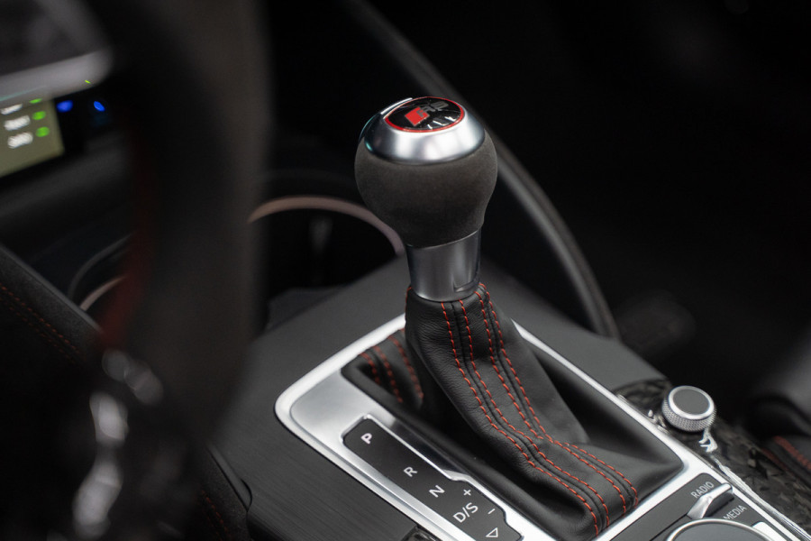 Audi A3 Limousine 2.5 TFSI RS 3 quattro Widebody / TTE700 / Full PPF / B&O / Pano / IPE Titanium uitlaat / VC / Custom RS3 VOL Stage 3