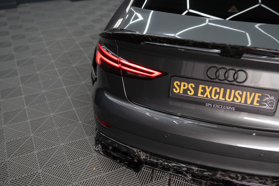 Audi A3 Limousine 2.5 TFSI RS 3 quattro Widebody / TTE700 / Full PPF / B&O / Pano / IPE Titanium uitlaat / VC / Custom RS3 VOL Stage 3