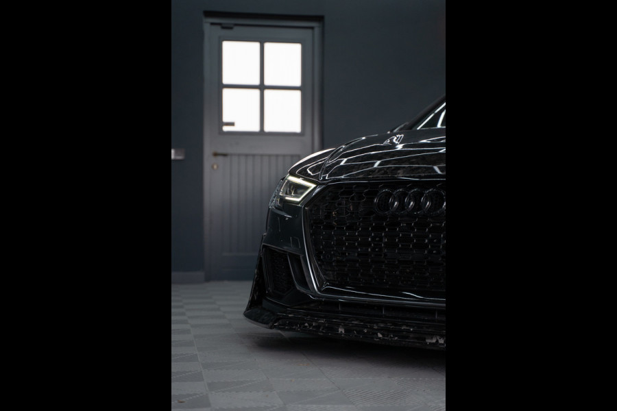 Audi A3 Limousine 2.5 TFSI RS 3 quattro Widebody / TTE700 / Full PPF / B&O / Pano / IPE Titanium uitlaat / VC / Custom RS3 VOL Stage 3