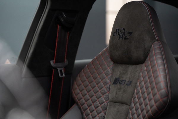 Audi A3 Limousine 2.5 TFSI RS 3 quattro Widebody / TTE700 / Full PPF / B&O / Pano / IPE Titanium uitlaat / VC / Custom RS3 VOL Stage 3