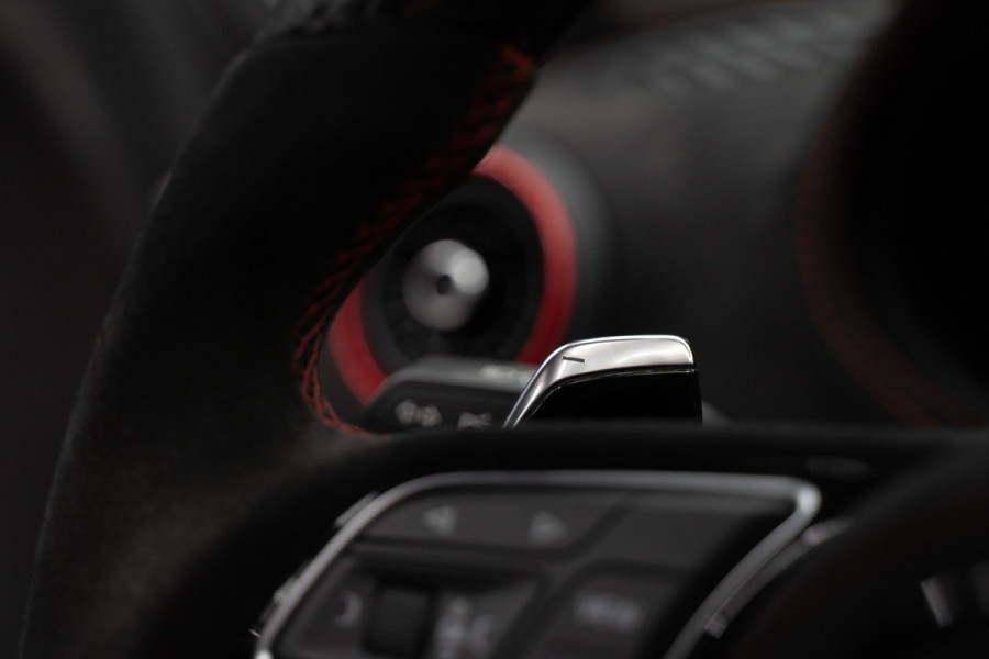 Audi A3 Limousine 2.5 TFSI RS 3 quattro Widebody / TTE700 / Full PPF / B&O / Pano / IPE Titanium uitlaat / VC / Custom RS3 VOL Stage 3