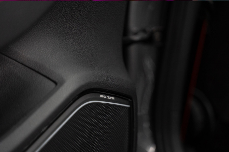 Audi A3 Limousine 2.5 TFSI RS 3 quattro Widebody / TTE700 / Full PPF / B&O / Pano / IPE Titanium uitlaat / VC / Custom RS3 VOL Stage 3