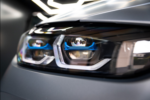 BMW 3 Serie M3 xDrive Competition / Frozen / Carbon / H&K / Laser / ACC / Curved display / Stoelverk. / Garantie