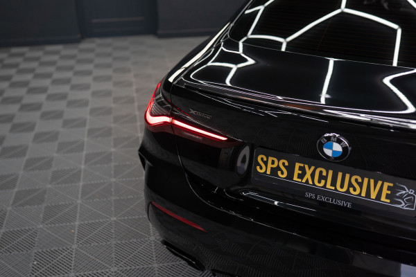BMW 4 Serie Coupé M440i xDrive High Executive / Adaptive / Pano / 360 / Individual / Stoelverwarming / Memory / Carplay