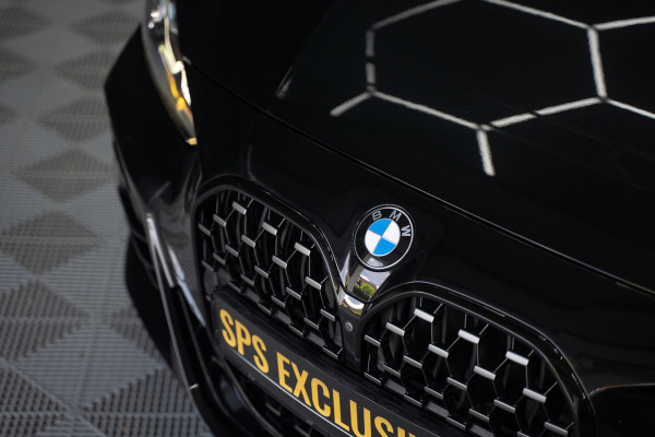 BMW 4 Serie Coupé M440i xDrive High Executive / Adaptive / Pano / 360 / Individual / Stoelverwarming / Memory / Carplay