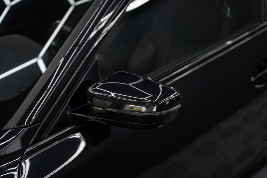 BMW 4 Serie Coupé M440i xDrive High Executive / Adaptive / Pano / 360 / Individual / Stoelverwarming / Memory / Carplay