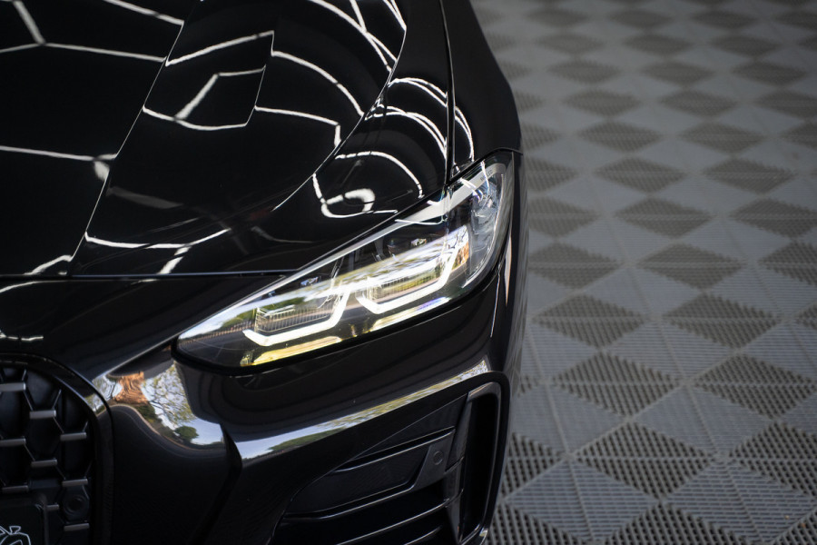 BMW 4 Serie Coupé M440i xDrive High Executive / Adaptive / Pano / 360 / Individual / Stoelverwarming / Memory / Carplay