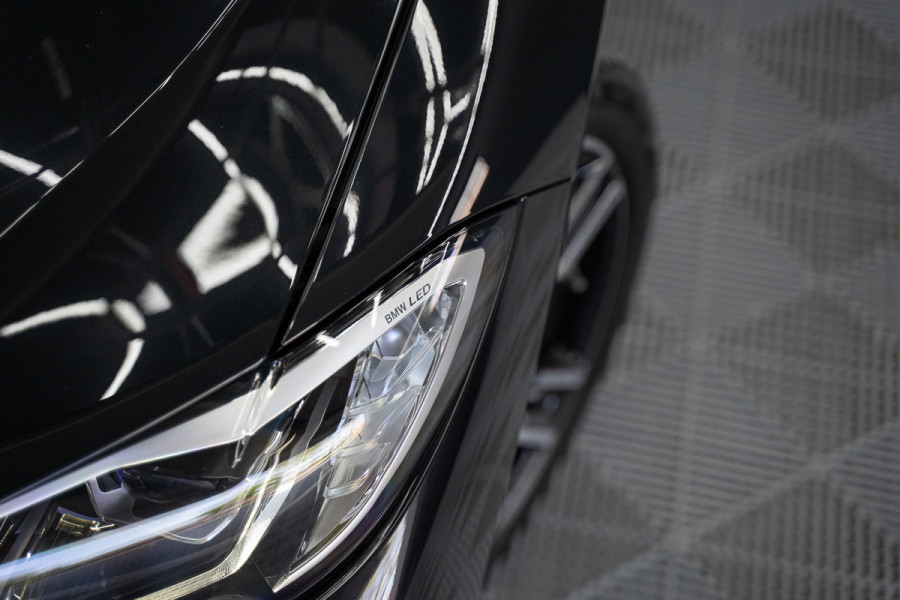 BMW 4 Serie Coupé M440i xDrive High Executive / Adaptive / Pano / 360 / Individual / Stoelverwarming / Memory / Carplay