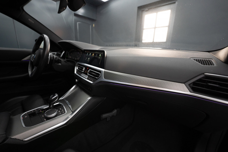 BMW 4 Serie Coupé M440i xDrive High Executive / Adaptive / Pano / 360 / Individual / Stoelverwarming / Memory / Carplay