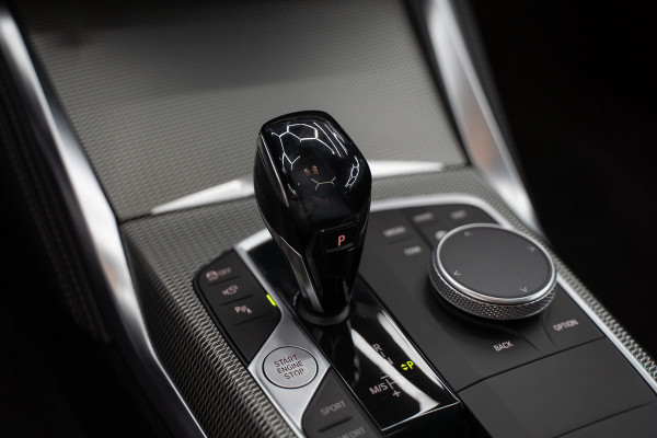 BMW 4 Serie Coupé M440i xDrive High Executive / Adaptive / Pano / 360 / Individual / Stoelverwarming / Memory / Carplay