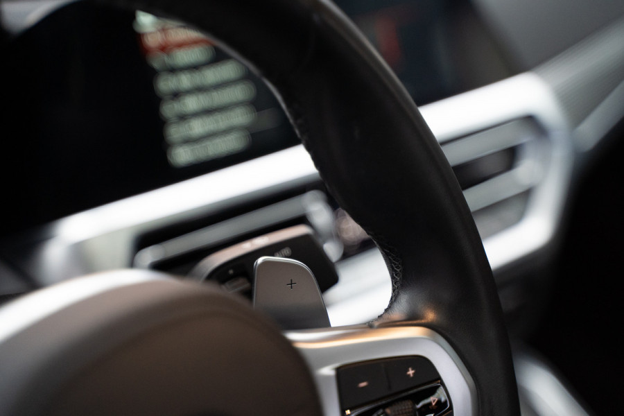 BMW 4 Serie Coupé M440i xDrive High Executive / Adaptive / Pano / 360 / Individual / Stoelverwarming / Memory / Carplay