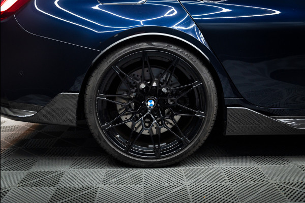 BMW 3 Serie M3 xDrive Competition / M-perf.parts / Pano / Carbon / Stoelverk. / H&k / HuD / Individual