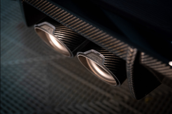 BMW 3 Serie M3 xDrive Competition / M-perf.parts / Pano / Carbon / Stoelverk. / H&k / HuD / Individual