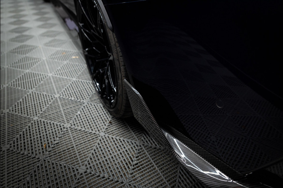 BMW 3 Serie M3 xDrive Competition / M-perf.parts / Pano / Carbon / Stoelverk. / H&k / HuD / Individual