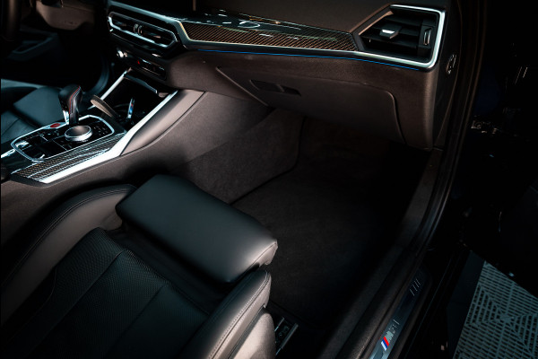 BMW 3 Serie M3 xDrive Competition / M-perf.parts / Pano / Carbon / Stoelverk. / H&k / HuD / Individual