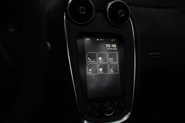 McLaren 570S Spider 570S / Lift / Keramisch / Novitec / Elite paint / Memory / Bowers & Wilkins / Soft close / Camera / LoJack Launch Edition Spider