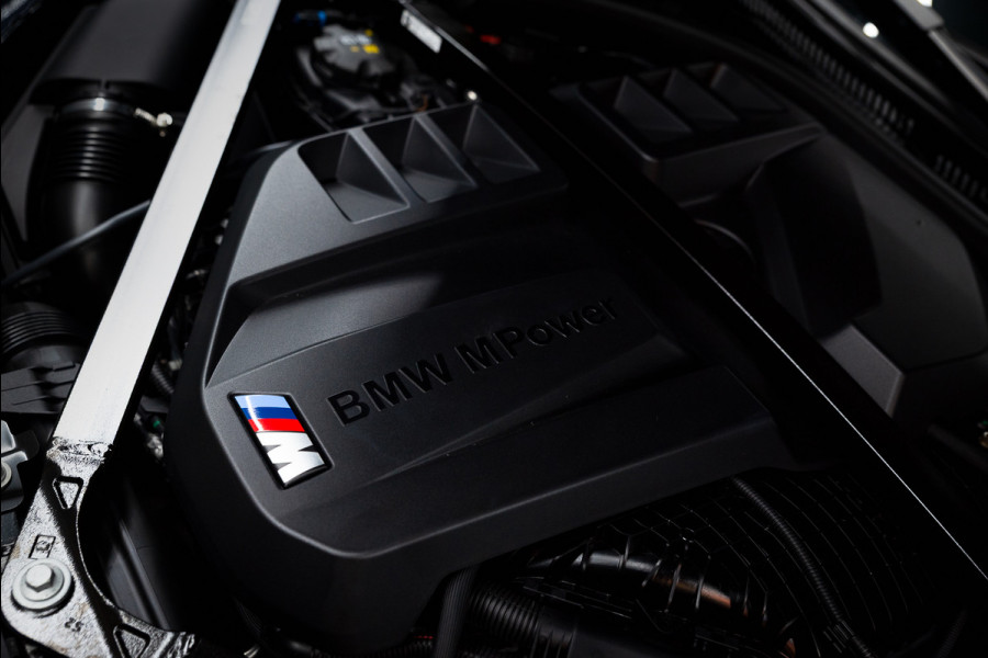 BMW 3 Serie M3 xDrive Competition / M-perf.parts / Pano / Carbon / Stoelverk. / H&k / HuD / Individual