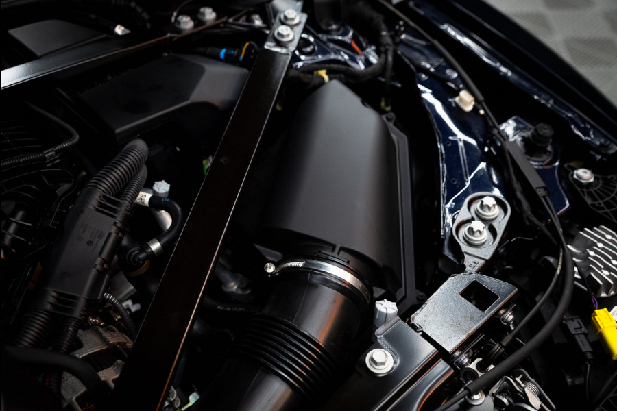 BMW 3 Serie M3 xDrive Competition / M-perf.parts / Pano / Carbon / Stoelverk. / H&k / HuD / Individual