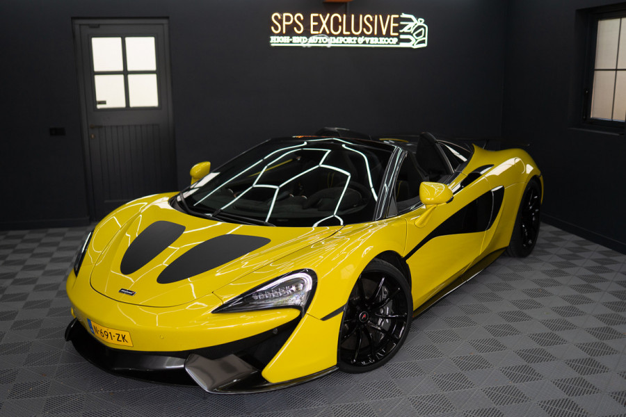 McLaren 570S Spider 570S / Lift / Keramisch / Novitec / Elite paint / Memory / Bowers & Wilkins / Soft close / Camera / LoJack Launch Edition Spider