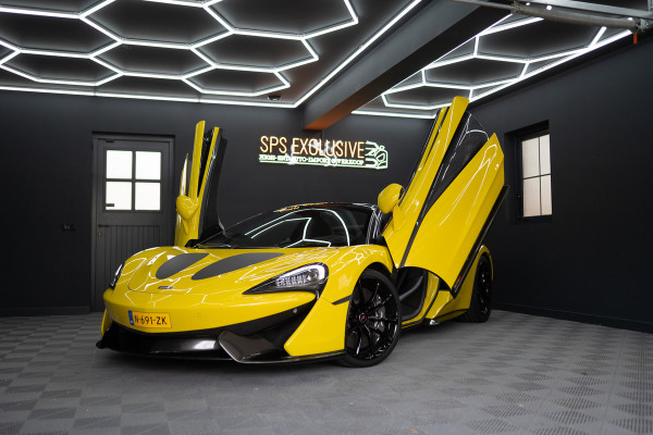 McLaren 570S Spider 570S / Lift / Keramisch / Novitec / Elite paint / Memory / Bowers & Wilkins / Soft close / Camera / LoJack Launch Edition Spider