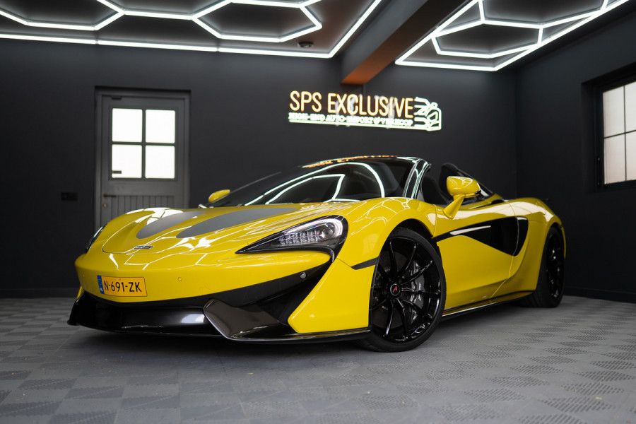 McLaren 570S Spider 570S / Lift / Keramisch / Novitec / Elite paint / Memory / Bowers & Wilkins / Soft close / Camera / LoJack Launch Edition Spider