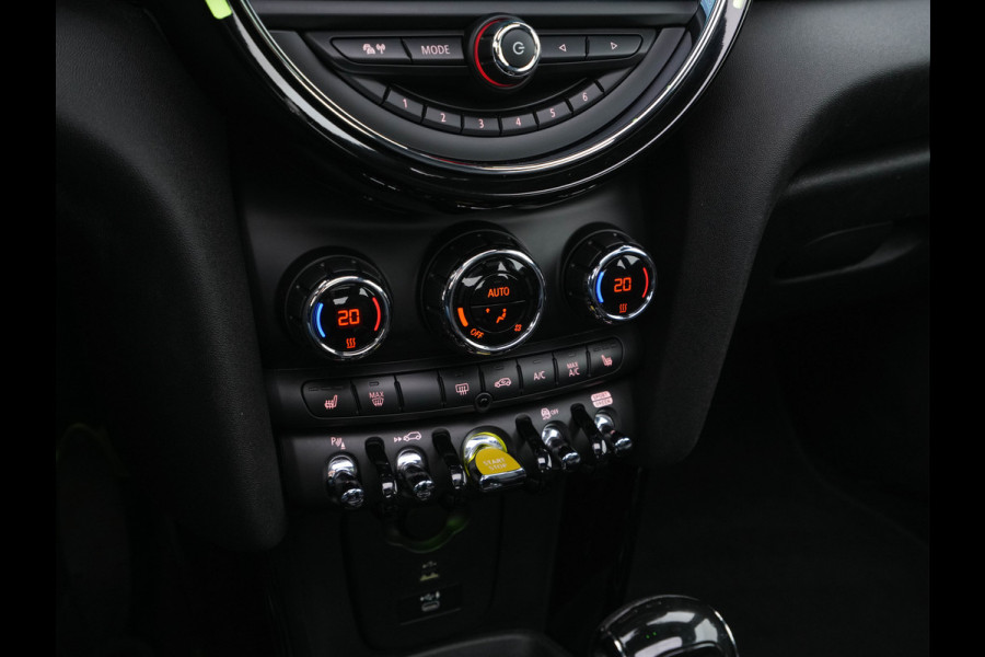 MINI Mini Electric Yours 33 kWh [ 3-Fase ] { SOH 100% } (INCL-BTW ) Aut.* HEATPUMP | PANO | LEATHER | DIGI-COCKPIT | HEAD-UP | FULL-LED | NAVI-FULLMAP | HEATED-SPORTSEATS | DAB | CRUISE | HARMAN/KARDON | CAMERA | KEYLESS | AMBIENTLIGHT | 17"ALU*