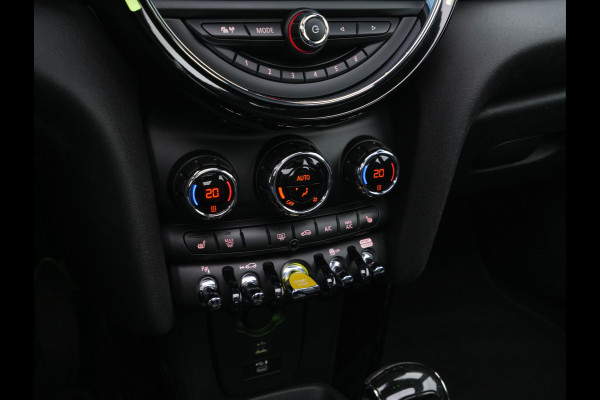 MINI Mini Electric Yours 33 kWh [ 3-Fase ] { SOH 100% } (INCL-BTW ) Aut.* HEATPUMP | PANO | LEATHER | DIGI-COCKPIT | HEAD-UP | FULL-LED | NAVI-FULLMAP | HEATED-SPORTSEATS | DAB | CRUISE | HARMAN/KARDON | CAMERA | KEYLESS | AMBIENTLIGHT | 17"ALU*