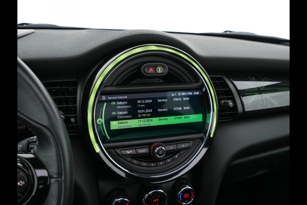 MINI Mini Electric Yours 33 kWh [ 3-Fase ] { SOH 100% } (INCL-BTW ) Aut.* HEATPUMP | PANO | LEATHER | DIGI-COCKPIT | HEAD-UP | FULL-LED | NAVI-FULLMAP | HEATED-SPORTSEATS | DAB | CRUISE | HARMAN/KARDON | CAMERA | KEYLESS | AMBIENTLIGHT | 17"ALU*