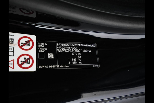 MINI Mini Electric Yours 33 kWh [ 3-Fase ] { SOH 100% } (INCL-BTW ) Aut.* HEATPUMP | PANO | LEATHER | DIGI-COCKPIT | HEAD-UP | FULL-LED | NAVI-FULLMAP | HEATED-SPORTSEATS | DAB | CRUISE | HARMAN/KARDON | CAMERA | KEYLESS | AMBIENTLIGHT | 17"ALU*