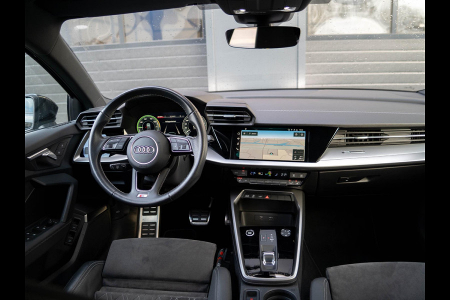 Audi A3 Sportback 40 TFSI e 3x S-line Comp.|B-Edition|B&O|Stoelverw.|Clima|Camera|Adapt. Cruise|Carplay