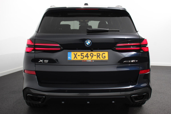 BMW X5 xDrive50e PHEV M-Sport Pro Launch Edition BMW X5 xDrive50e M-Sport Pro Launch Edition | Travel Pack | Innovation Pack | Comfort pack | Driving assistant pro | Trekhaak | Extra Getint Glas | M-Sport Pro