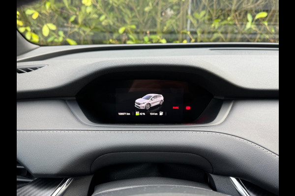 Škoda ENYAQ iV SPORTLINE PANORAMADAK STOELVERWARMING WARMTEPOMP NAP 1 EIGENAAR CARPLAY