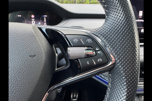 Škoda ENYAQ iV SPORTLINE PANORAMADAK STOELVERWARMING WARMTEPOMP NAP 1 EIGENAAR CARPLAY