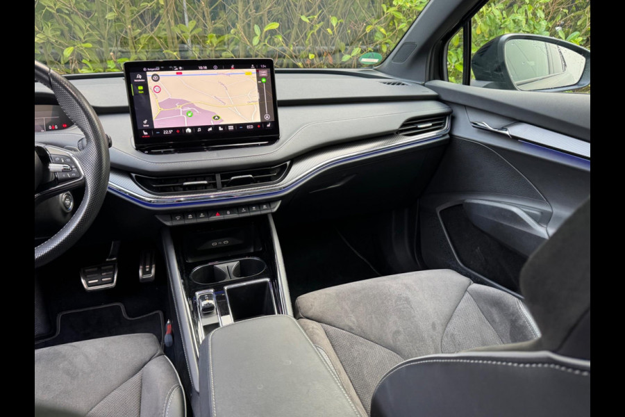 Škoda ENYAQ iV SPORTLINE PANORAMADAK STOELVERWARMING WARMTEPOMP NAP 1 EIGENAAR CARPLAY