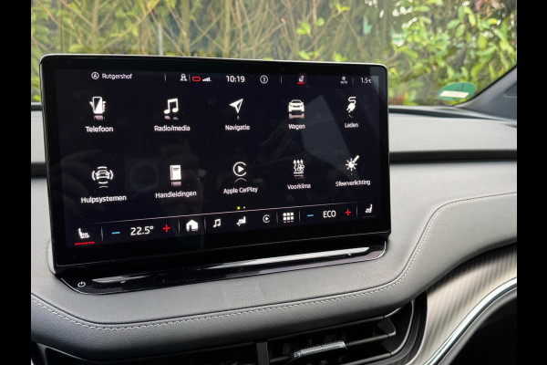Škoda ENYAQ iV SPORTLINE PANORAMADAK STOELVERWARMING WARMTEPOMP NAP 1 EIGENAAR CARPLAY