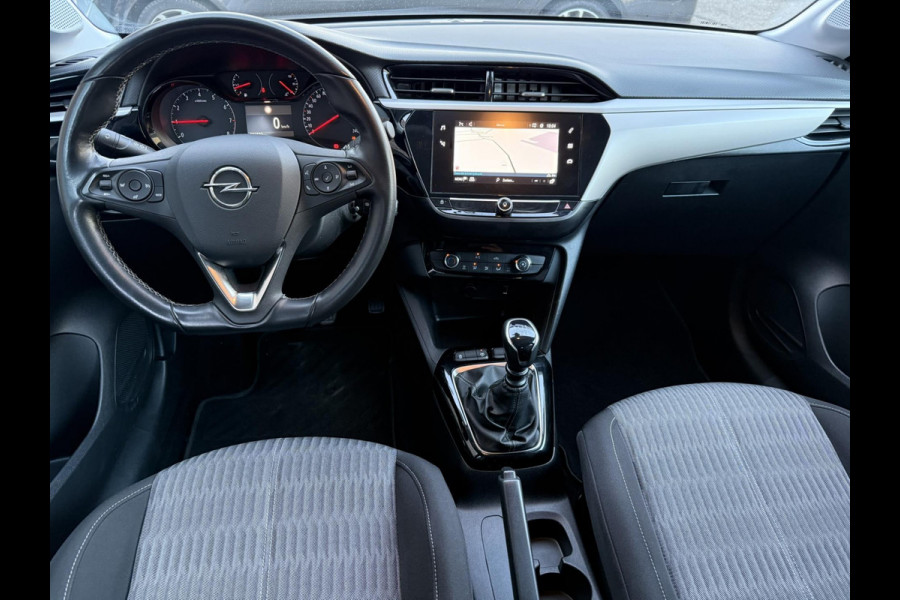 Opel Corsa 1.2 Turbo / 101 PK / Navigatie + Camera / ALL-Season / Park-Pilot / Donker Getinte Ramen / 1e Eigenaar / NED-Corsa