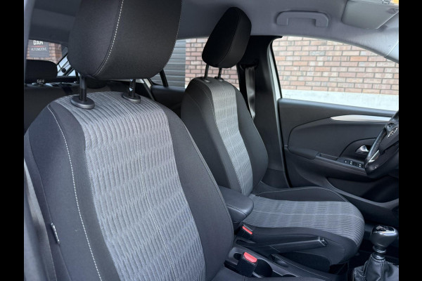 Opel Corsa 1.2 Turbo / 101 PK / Navigatie + Camera / ALL-Season / Park-Pilot / Donker Getinte Ramen / 1e Eigenaar / NED-Corsa
