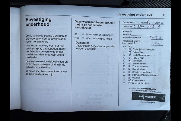 Opel Corsa 1.2 Turbo / 101 PK / Navigatie + Camera / ALL-Season / Park-Pilot / Donker Getinte Ramen / 1e Eigenaar / NED-Corsa