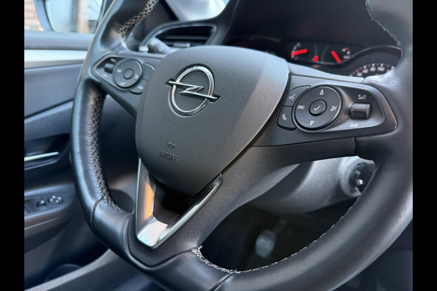 Opel Corsa 1.2 Turbo / 101 PK / Navigatie + Camera / ALL-Season / Park-Pilot / Donker Getinte Ramen / 1e Eigenaar / NED-Corsa