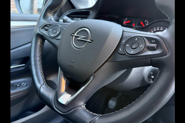 Opel Corsa 1.2 Turbo / 101 PK / Navigatie + Camera / ALL-Season / Park-Pilot / Donker Getinte Ramen / 1e Eigenaar / NED-Corsa