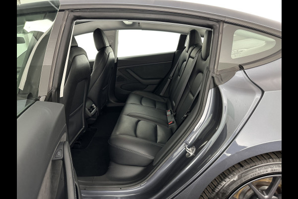 Tesla Model 3 Long Range AWD 75 kWh [ 3-Fase ] {SOH-87%} (INCL-BTW) Aut. *PANO | AUTO-PILOT | LEATHER | KEYLESS | FULL-LED | MEMORY-PACK | TOP-VIEW | DAB | CARPLAY | DIGI-COCKPIT | LANE-ASSIST | COMFORT-SEATS | 18"ALU*