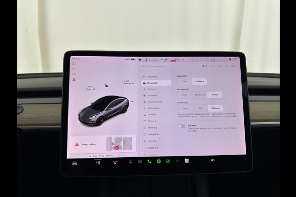 Tesla Model 3 Long Range AWD 75 kWh [ 3-Fase ] {SOH-87%} (INCL-BTW) Aut. *PANO | AUTO-PILOT | LEATHER | KEYLESS | FULL-LED | MEMORY-PACK | TOP-VIEW | DAB | CARPLAY | DIGI-COCKPIT | LANE-ASSIST | COMFORT-SEATS | 18"ALU*