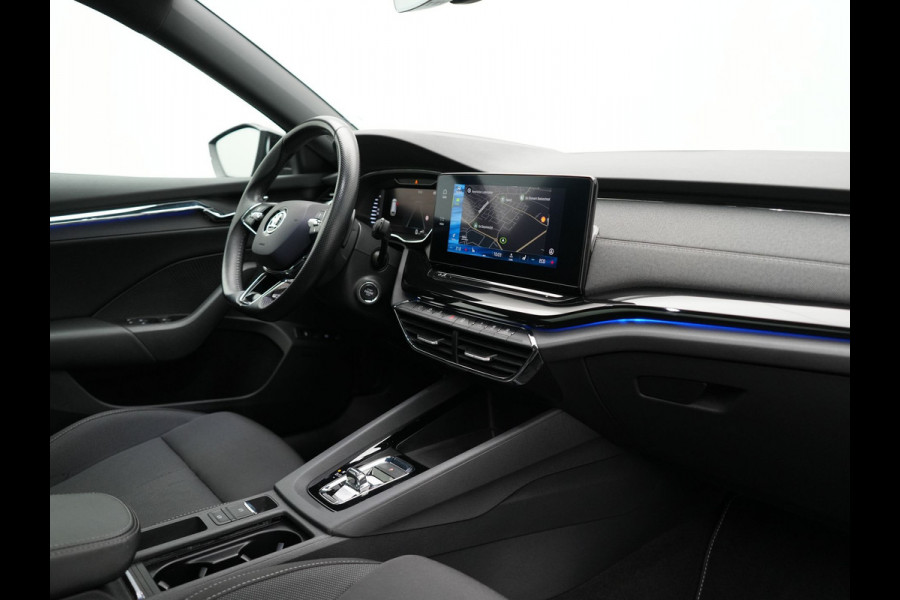 Škoda Octavia Combi 1.4 TSI iV Business Edition Plus 205pk Dealer O.H. PHEV | Panodak | Adaptive Cruise | Head Up | Camera | Canton Audio | RS Sportstoelen Memory & Verwarmd | Sfeerverlichting | Apple Carplay | Keyless | Blis | Virtual | Navigatie | DAB |
