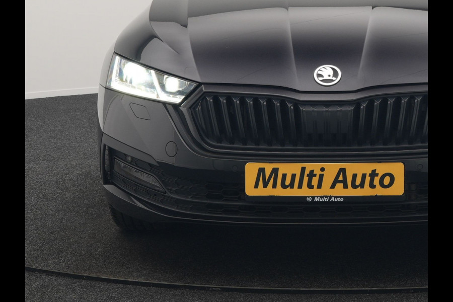 Škoda Octavia Combi 1.4 TSI iV Business Edition Plus 205pk Dealer O.H. PHEV | Panodak | Adaptive Cruise | Head Up | Camera | Canton Audio | RS Sportstoelen Memory & Verwarmd | Sfeerverlichting | Apple Carplay | Keyless | Blis | Virtual | Navigatie | DAB |