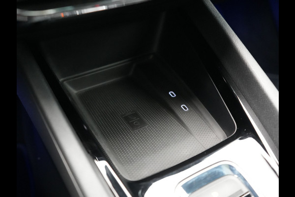 Škoda Octavia Combi 1.4 TSI iV Business Edition Plus 205pk Dealer O.H. PHEV | Panodak | Adaptive Cruise | Head Up | Camera | Canton Audio | RS Sportstoelen Memory & Verwarmd | Sfeerverlichting | Apple Carplay | Keyless | Blis | Virtual | Navigatie | DAB |