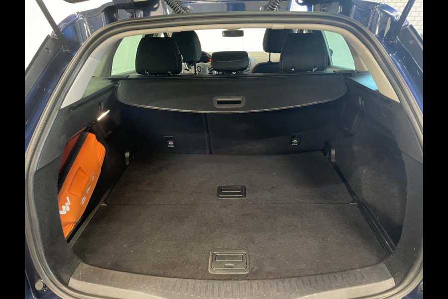 Renault Mégane Estate 1.3 TCe Aut. Limited Airco ECC Navi Carplay Trekhaak PDC Cruise Control Full LED