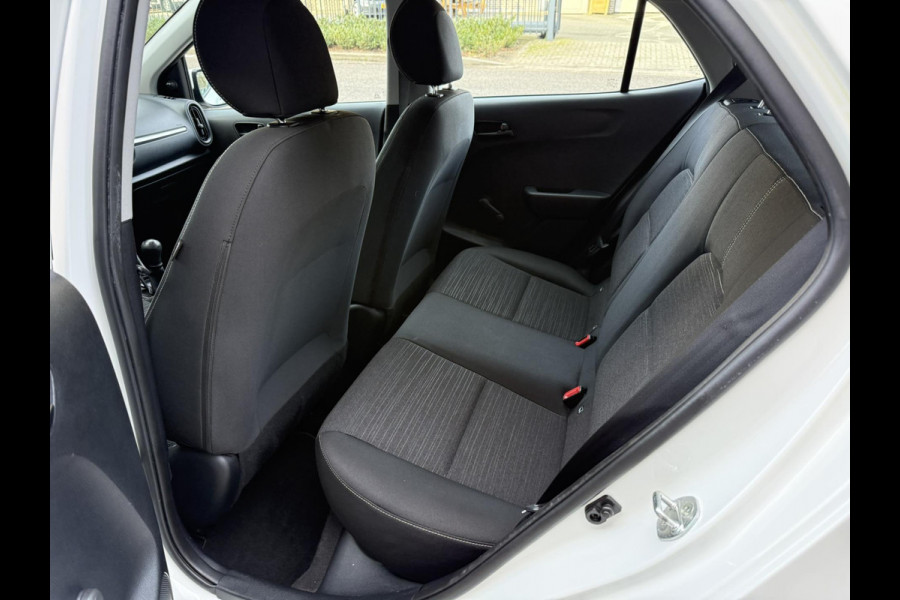 Kia Picanto 1.0 CVVT / Airco / ALL-Season / C.V. met Afstandsbediening + Elek. Pakket / 1e Eigenaar / NED-Picanto