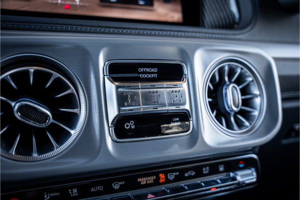 Mercedes-Benz G-Klasse AMG G63 Facelift - Carbon Pakket | Manufaktur China Blue | Panorama | Nappa leder
