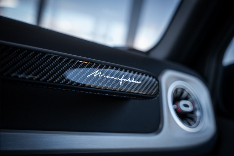 Mercedes-Benz G-Klasse AMG G63 Facelift - Carbon Pakket | Manufaktur China Blue | Panorama | Nappa leder